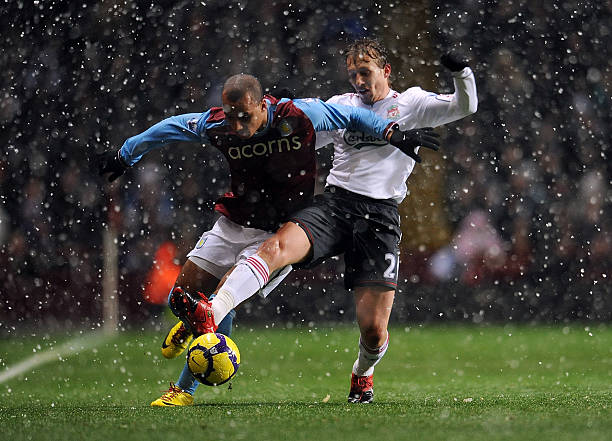 他的表现再 他的表现再