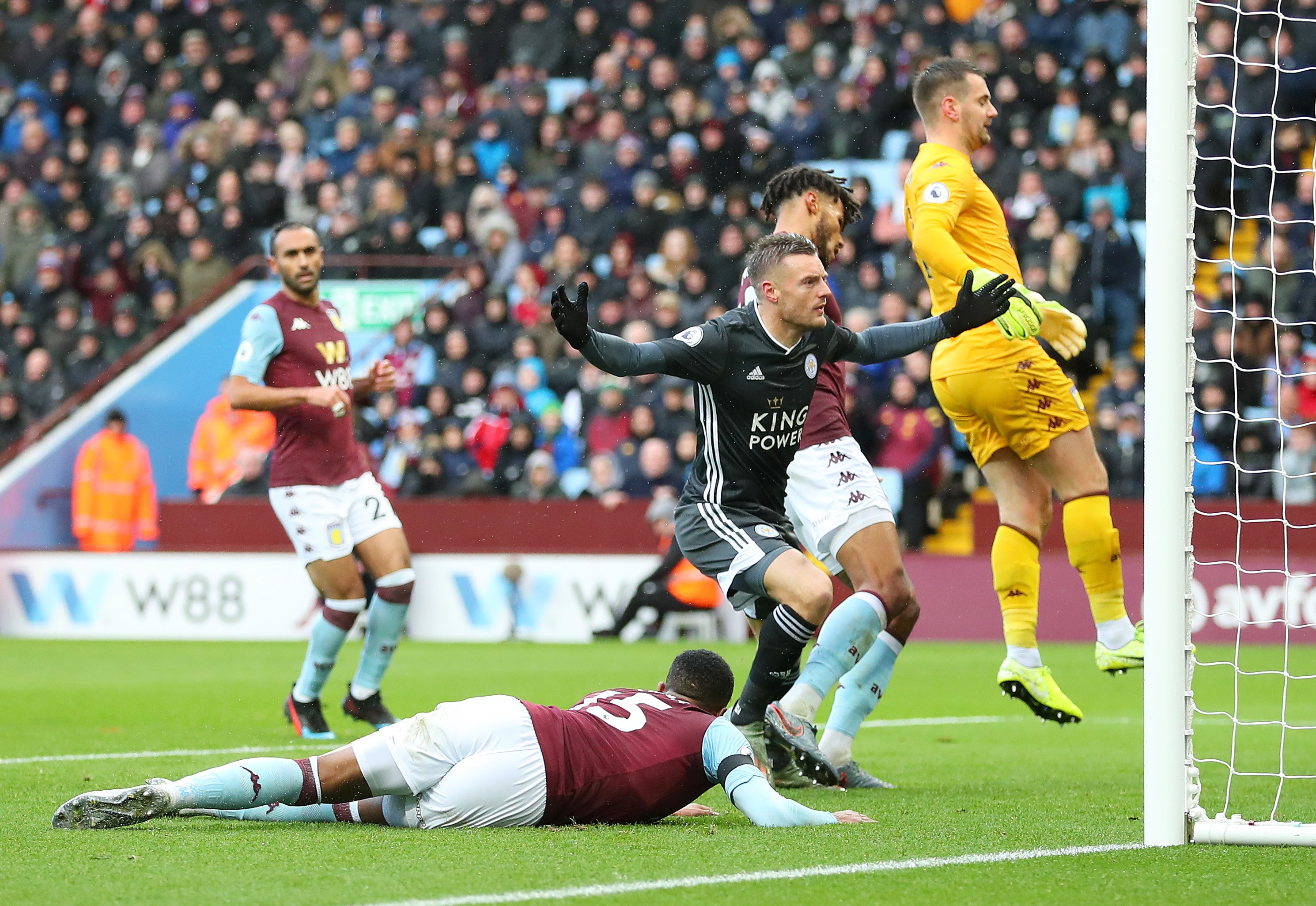 伦比的表现 伦比的表现